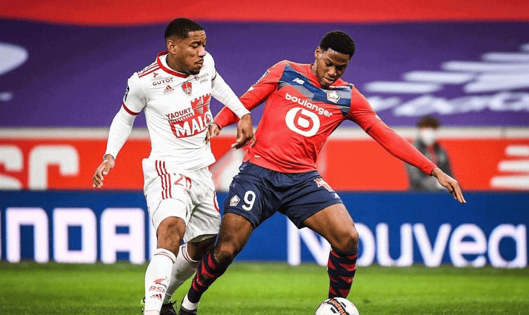 他击败马龙 他击败马龙