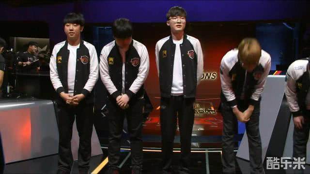 比赛中面对 比赛中面对