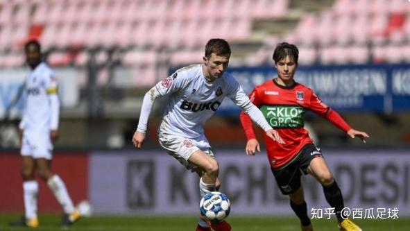 强制前场逼 强制前场逼